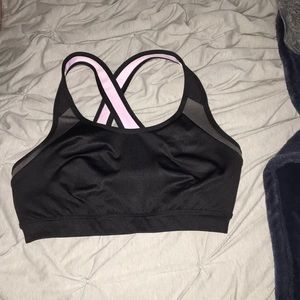 Black sports bra